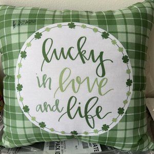 Designs Direct - 18x18 Throw Pillow / Green /Lucky in love